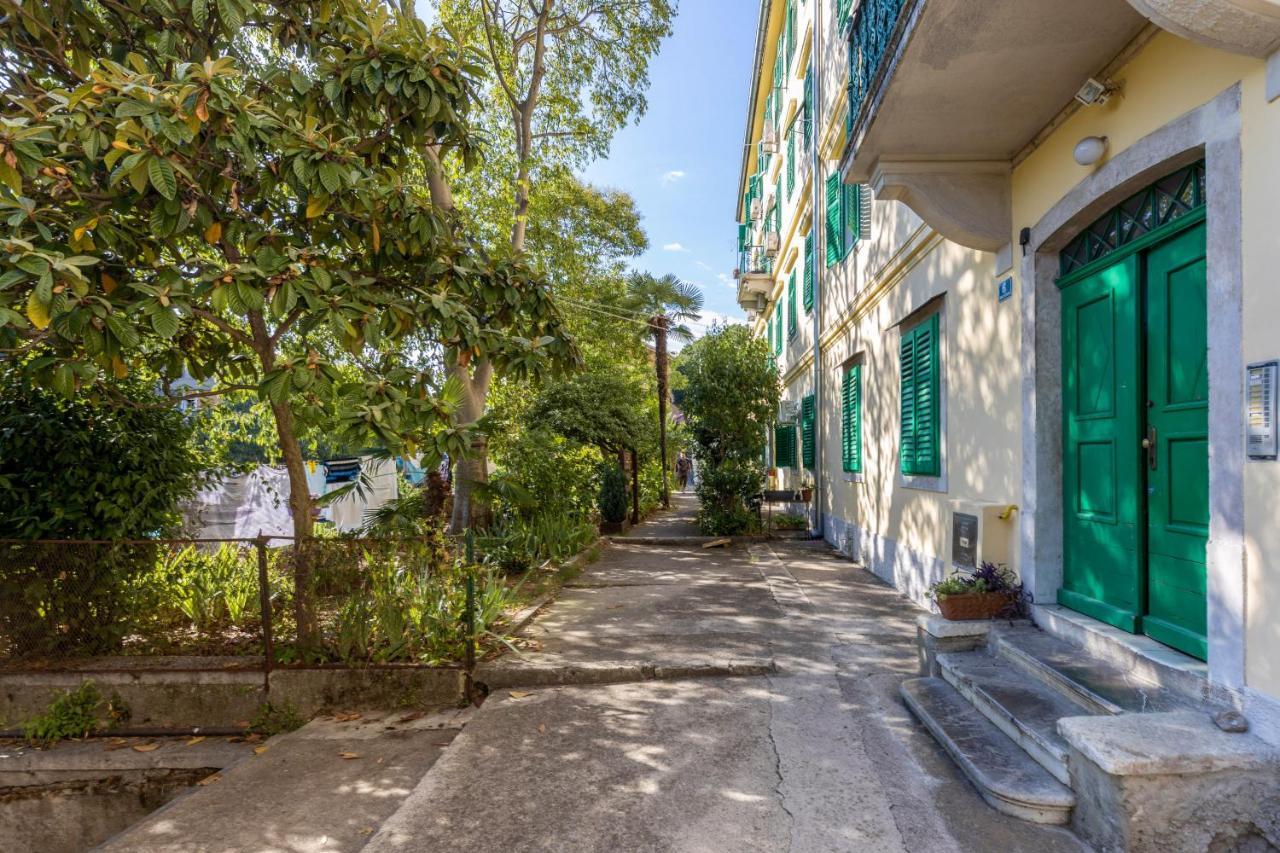 Naval Studio Apartment Rijeka Exterior foto